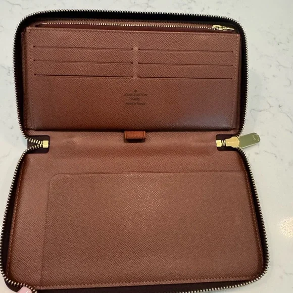 Louis Vuitton Brown and Gold Monogram Zip Wallet - Picture 9 of 16